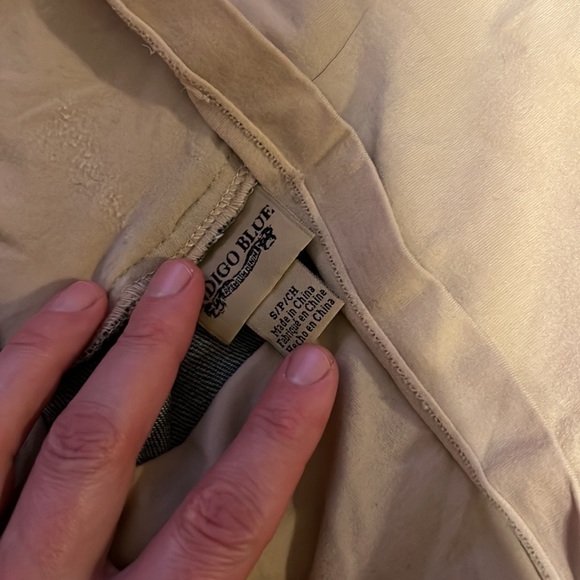 Indigo Blue (Motherhood Maternity) Distressed Maternity Jeans (Size Small) - Picture 4 of 4